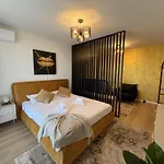 Mizumi - Coresi Guest house *